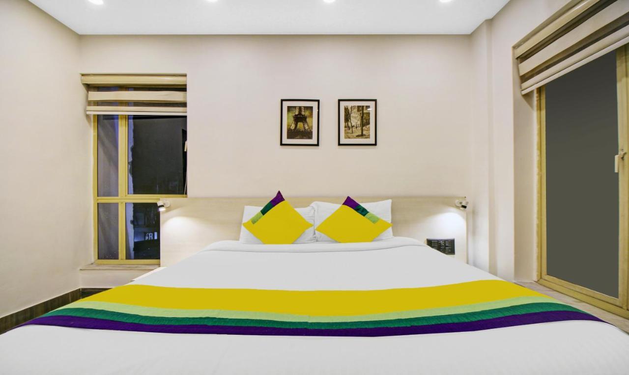 Itsy Hotels Transit Express Calcutta Buitenkant foto