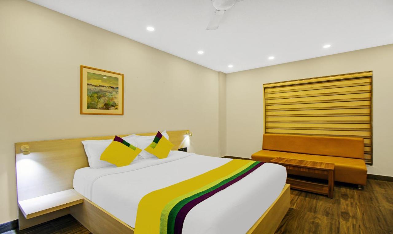 Itsy Hotels Transit Express Calcutta Buitenkant foto
